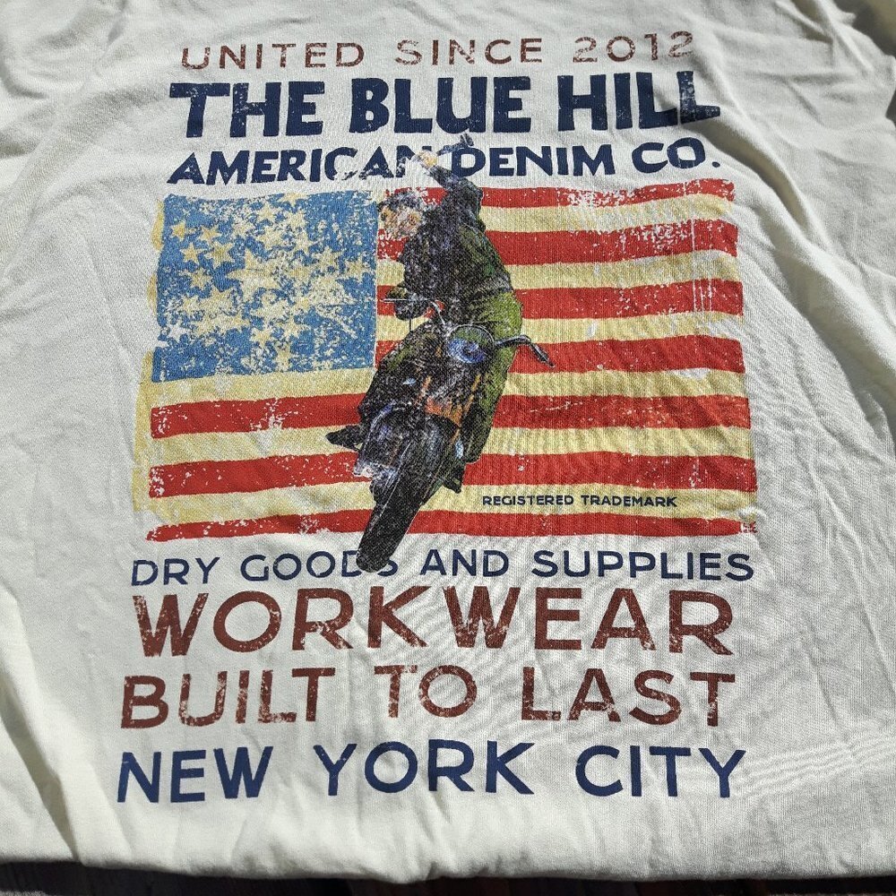 The Blue Hill American denim co t-shirt XXXL